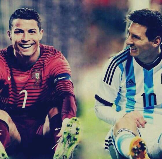 拜仁vs弗赖堡：奥利塞、比朔夫首发，基米希、伊藤洋辉替补