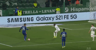 无缘世界杯附加赛，索博斯洛伊赛后只用一个词回答：极其难受