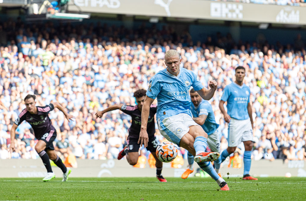 国乒三连冠 感恩幕后英雄