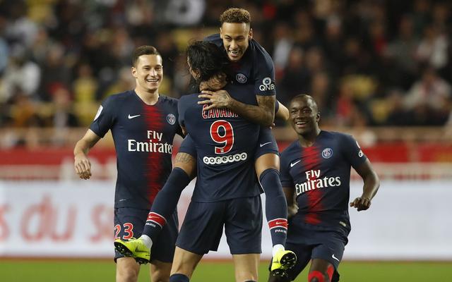 荷兰4-0立陶宛晋级美加墨世界杯，加克波、赖因德斯传射